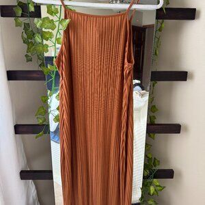 Target Brand Burnt Orange Maxi Pleated Dress // Small